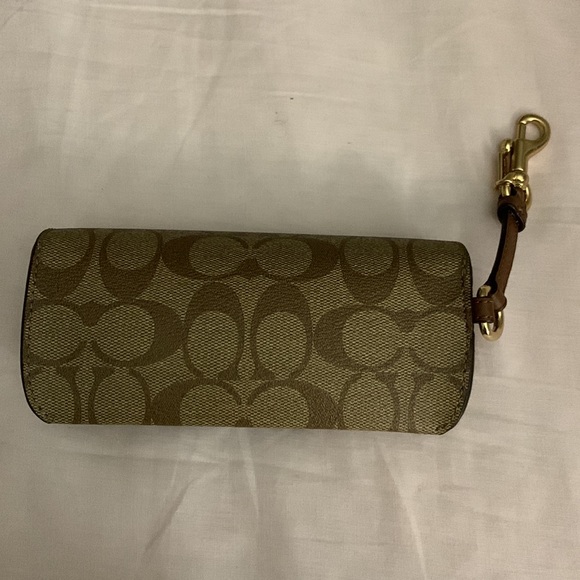 Coach sunglass case - Picture 2 of 8